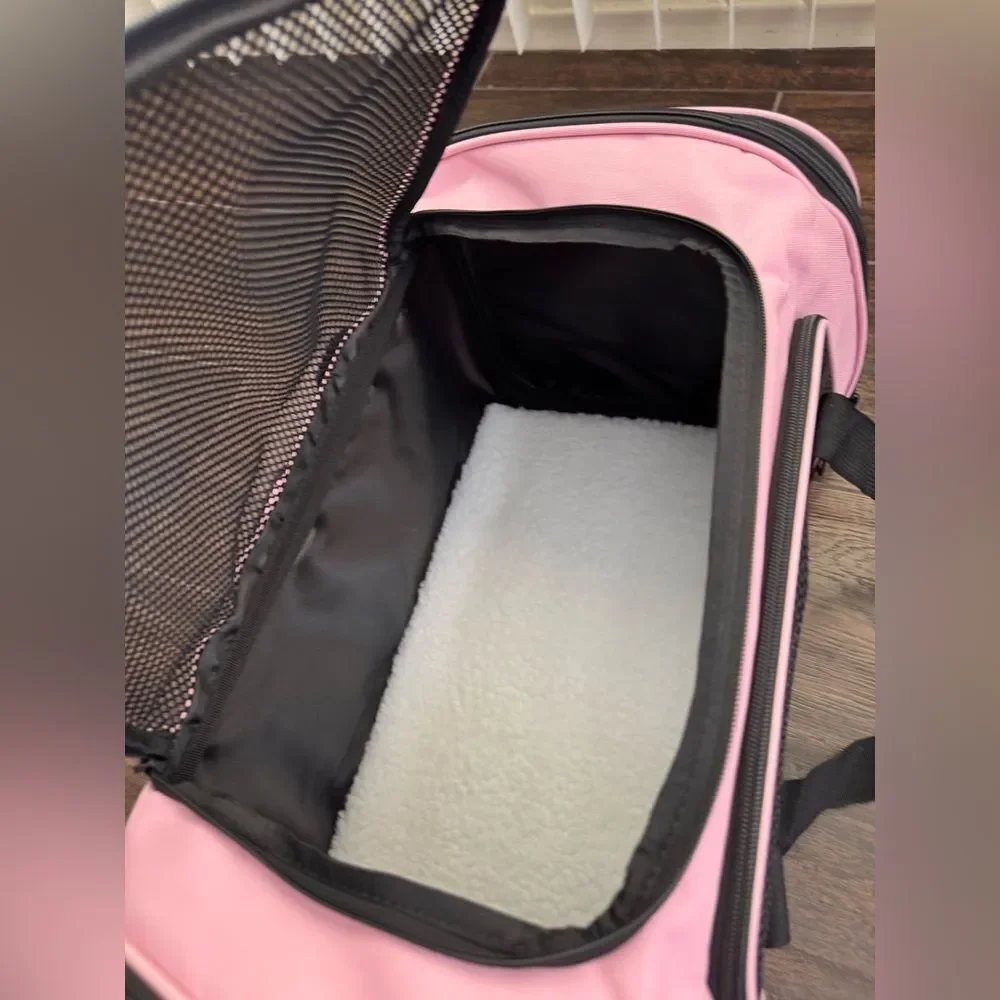 Top tasta Dog Cat Carrier Pet Carrier Soft Sided Carrier airlines approved